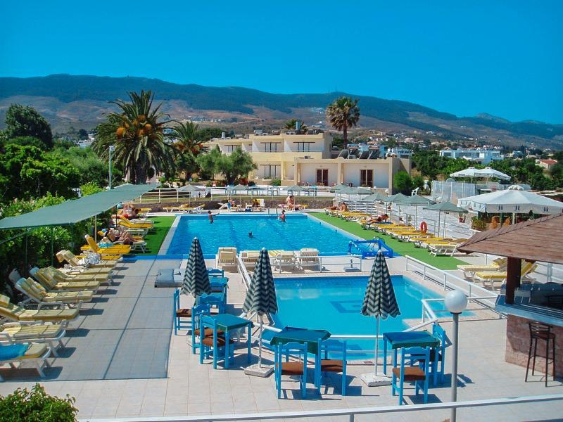 Niriides Beach Hotel Psalidi  Exterior photo