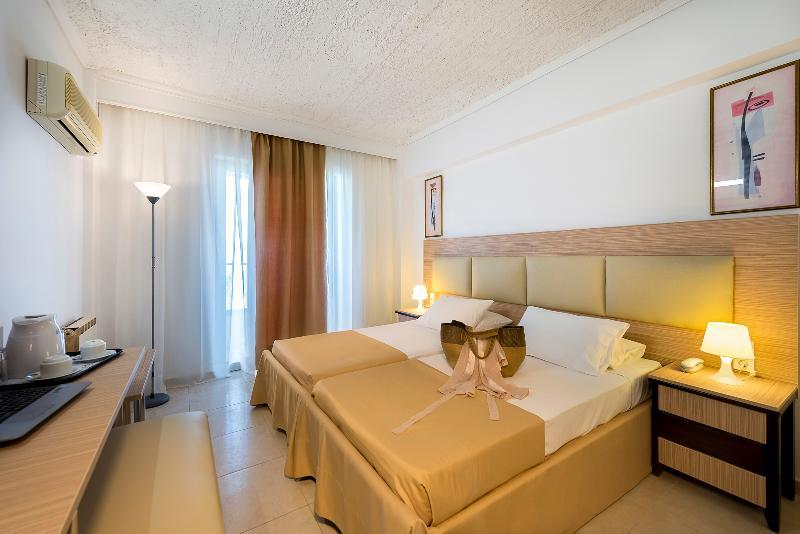 Niriides Beach Hotel Psalidi  Exterior photo